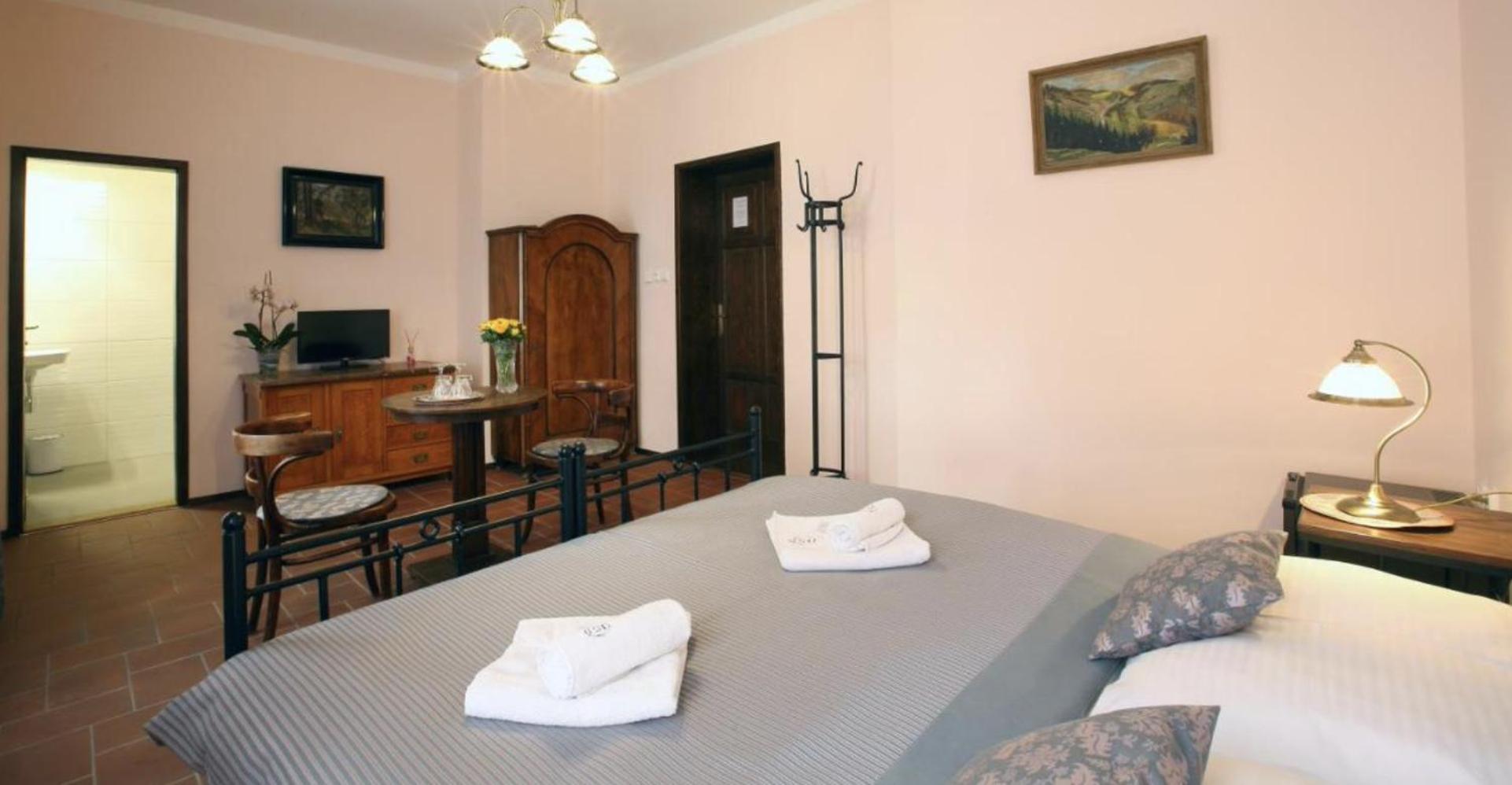 Penzion Na 15. Poledniku Ξενοδοχείο Jindrichuv Hradec Εξωτερικό φωτογραφία